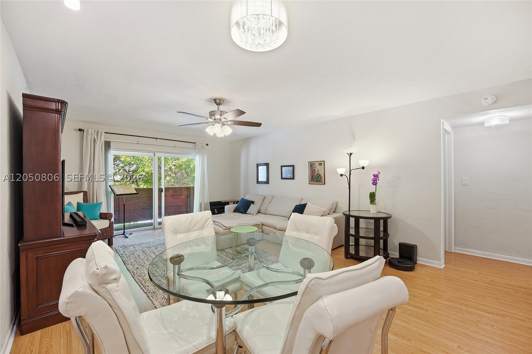 VILLA CAPRI CONDO - Residential