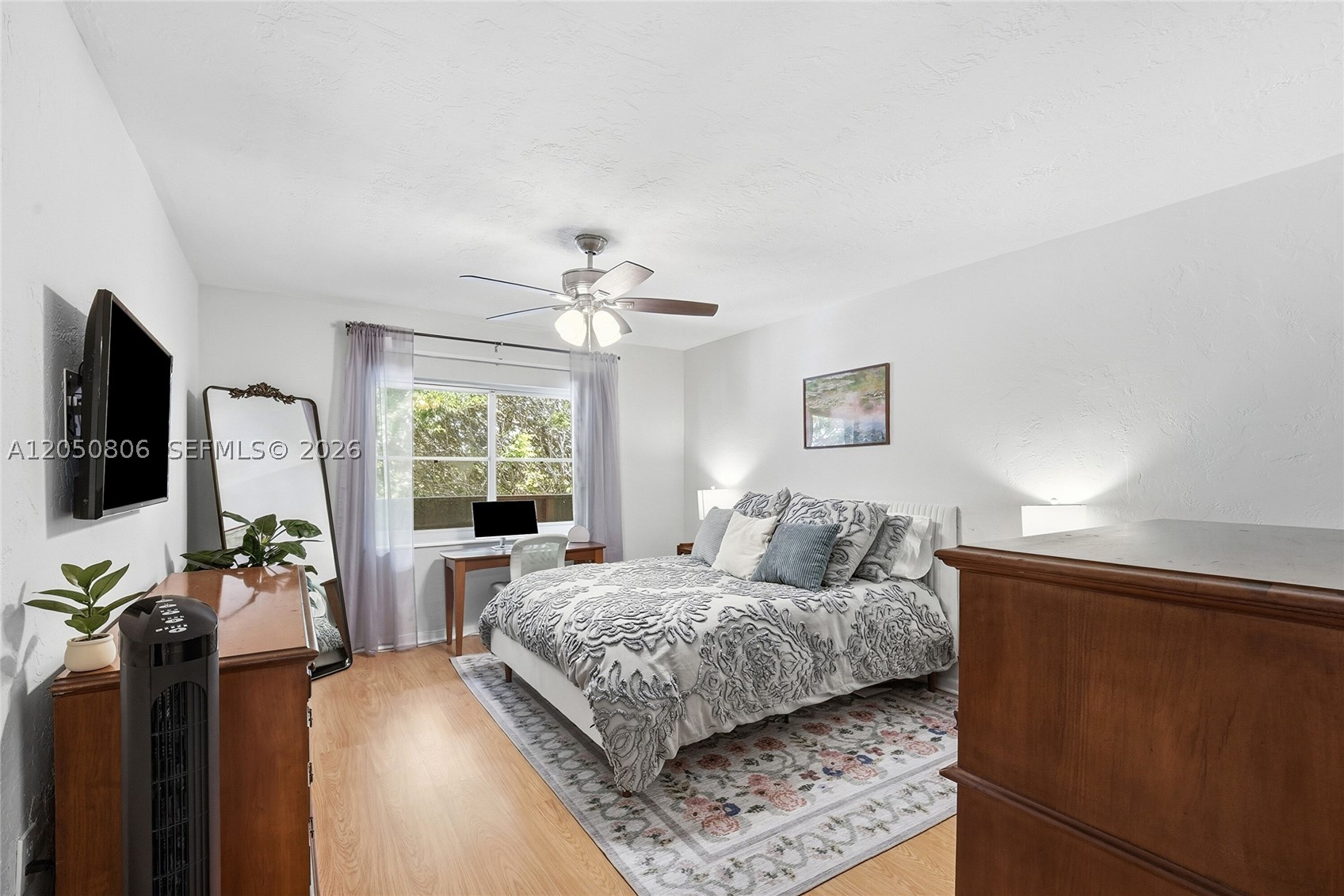 VILLA CAPRI CONDO - Residential