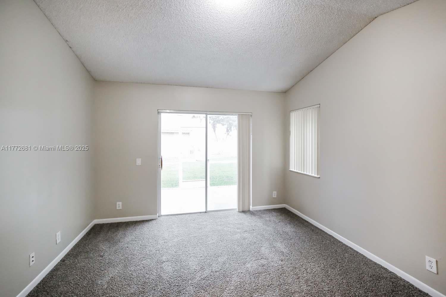 SECTORS 3 & 4 BOUNDARY PL - Residential Lease
