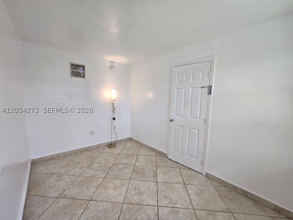 BEACH MANOR CONDO - Residential Lease