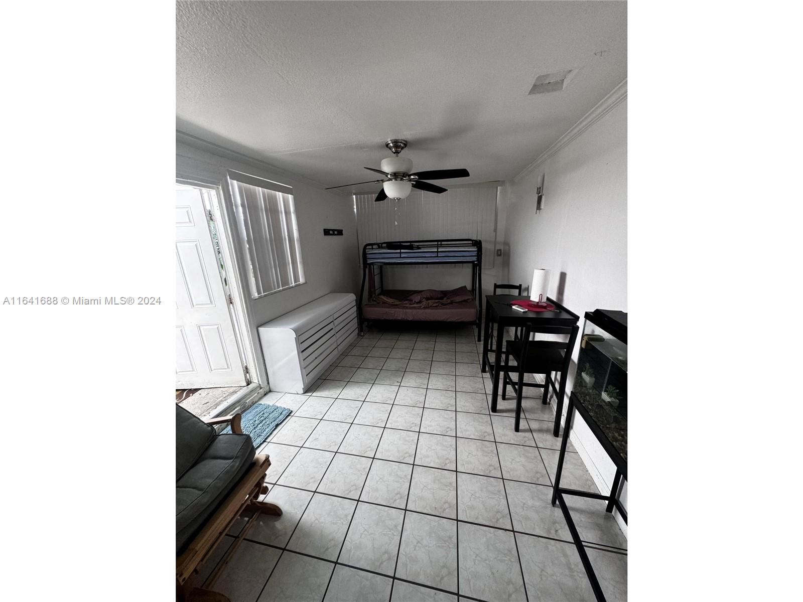 PALM SPRINGS SEC 4 5TH AD - Residential