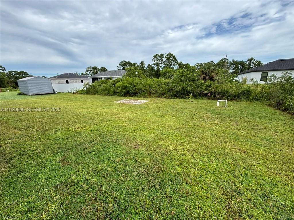 LEHIGH ACRES - Residential
