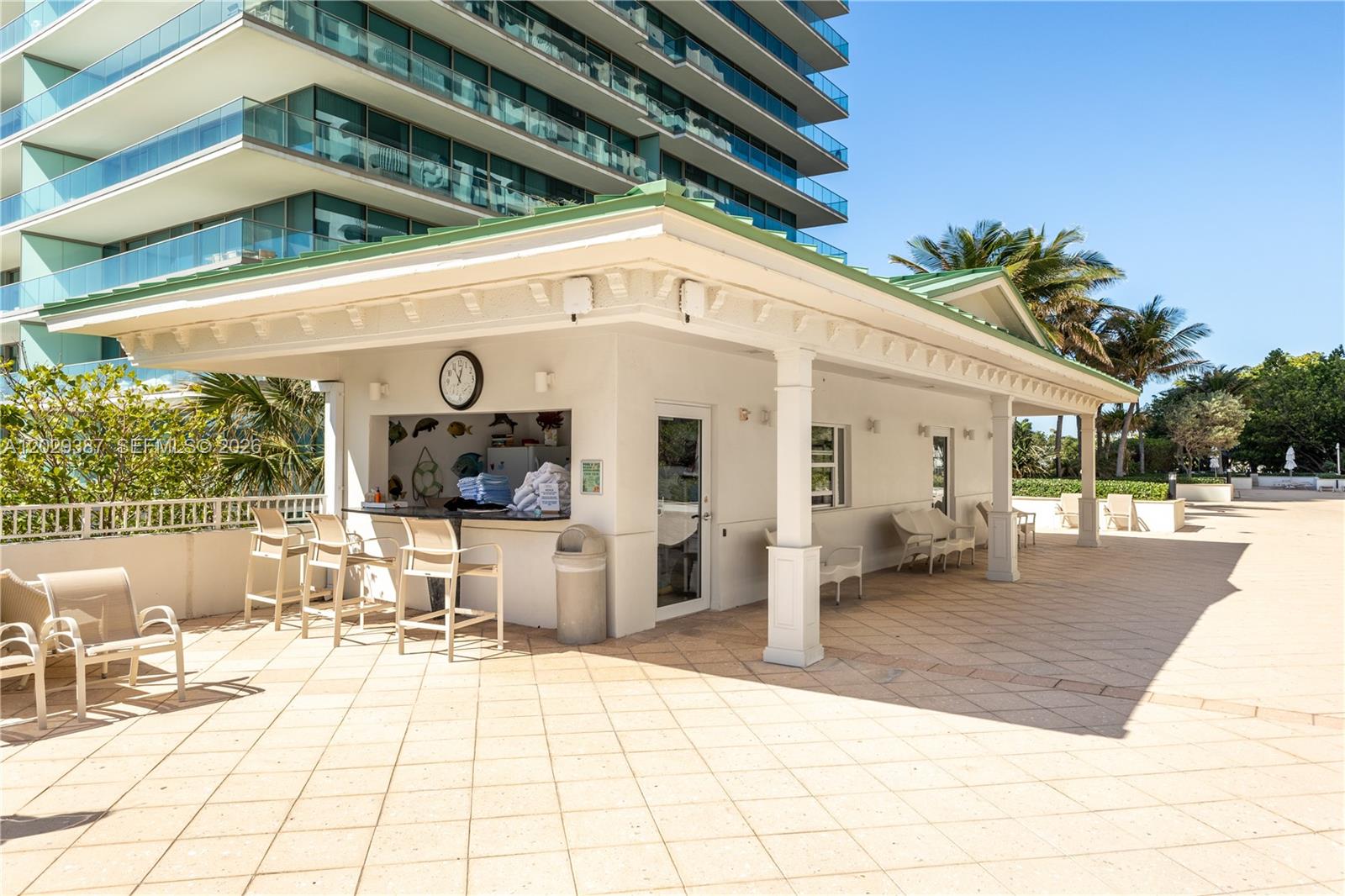 KENILWORTH CONDO - Residential