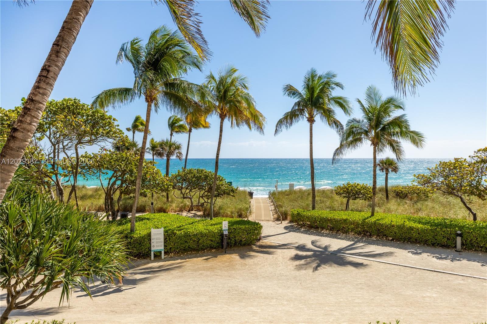KENILWORTH CONDO - Residential