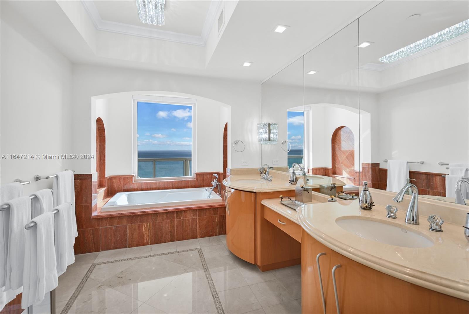 ACQUALINA - Residential