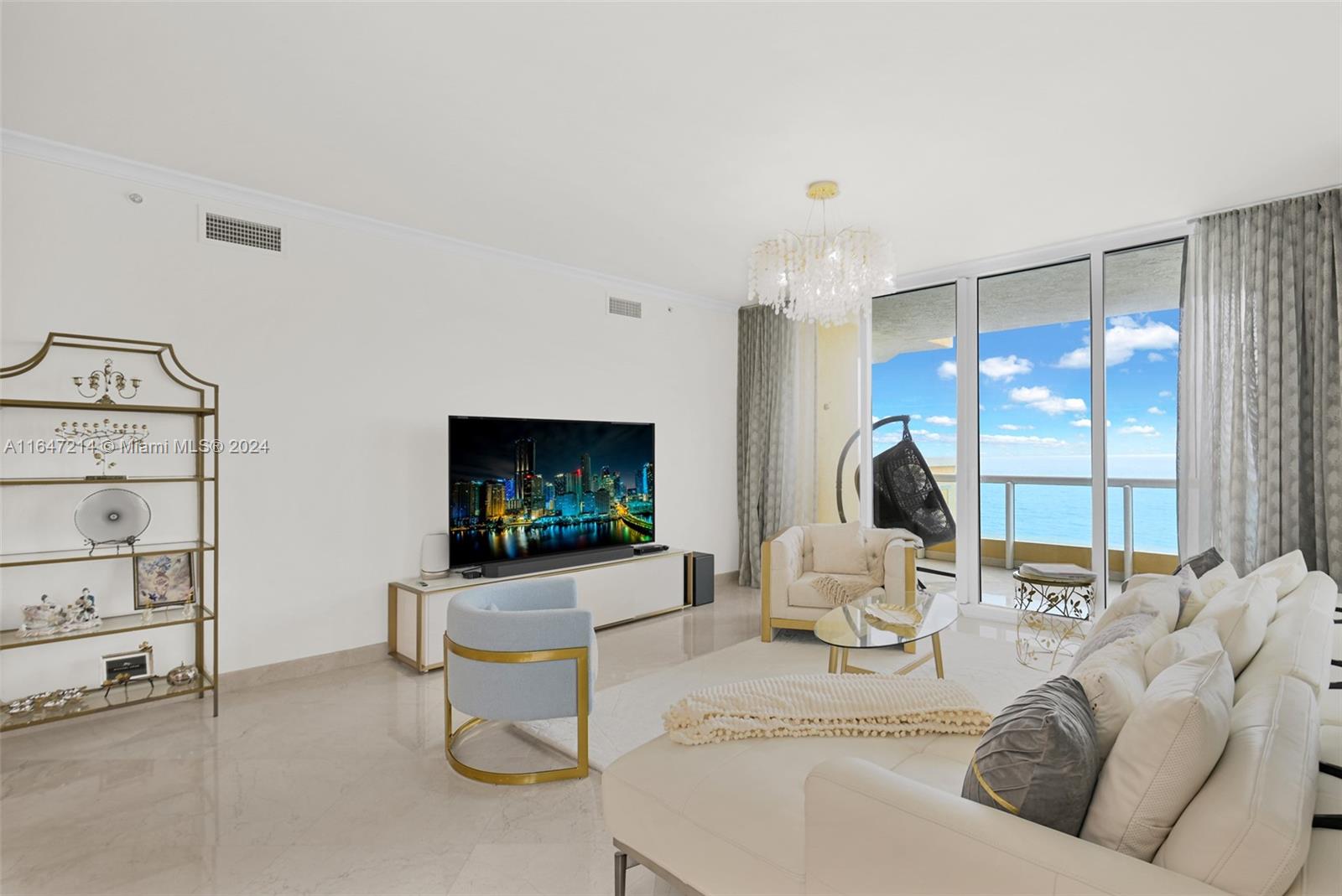 ACQUALINA - Residential