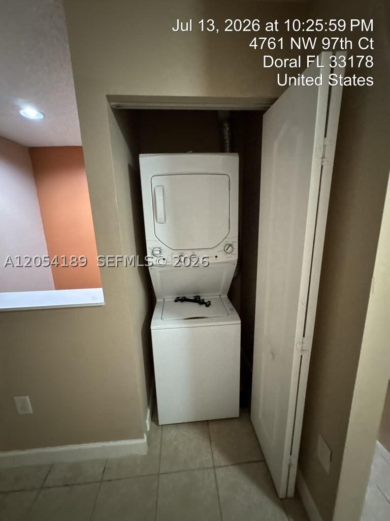THE GREENS AT DORAL CONDO - Residential Lease