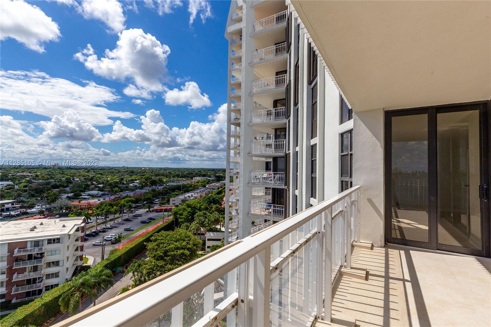 THE TOWERS OF QUAYSIDE CO - Residential