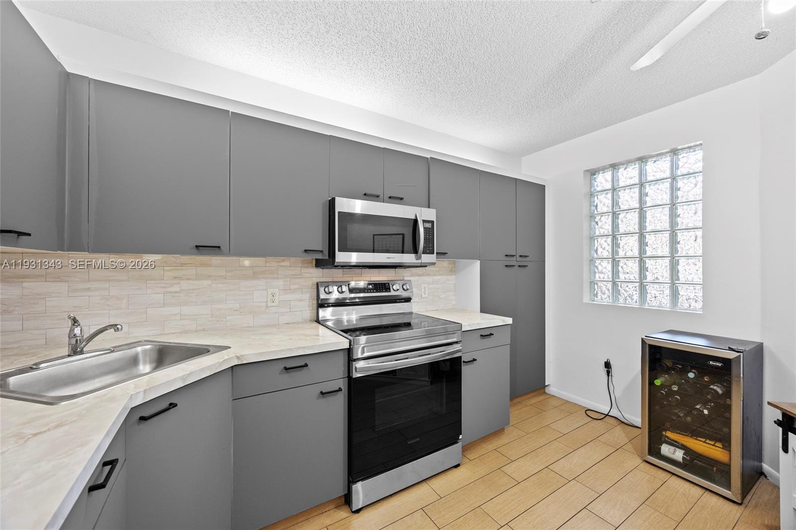 BAYPORT VILLAGE D CONDO - Residential