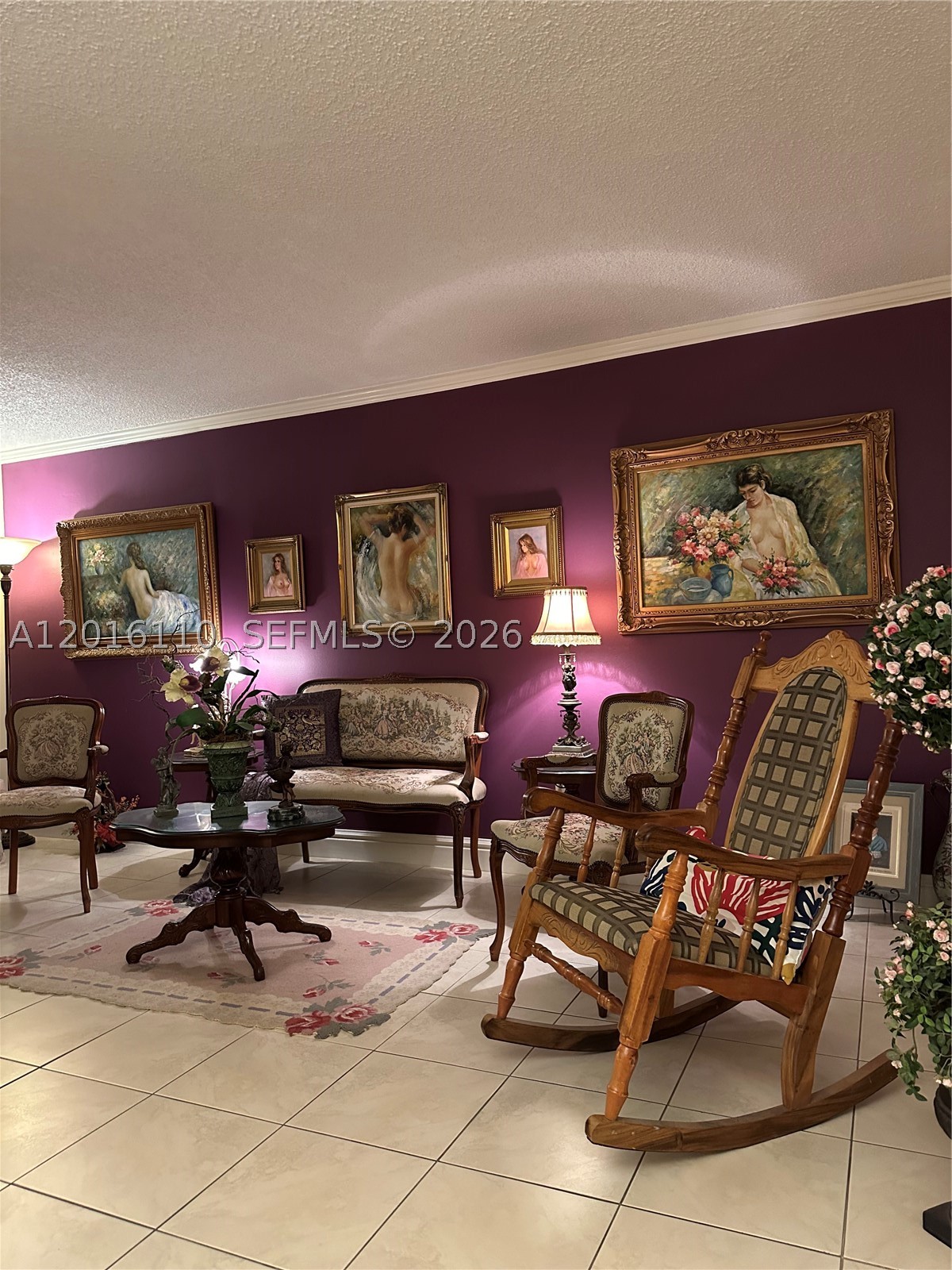 VERSAILLES GARDENS II CON - Residential