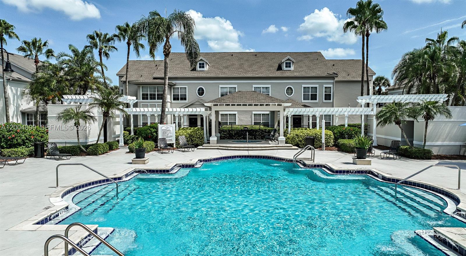 Belmont/PK CENTRAL CONDO - Residential