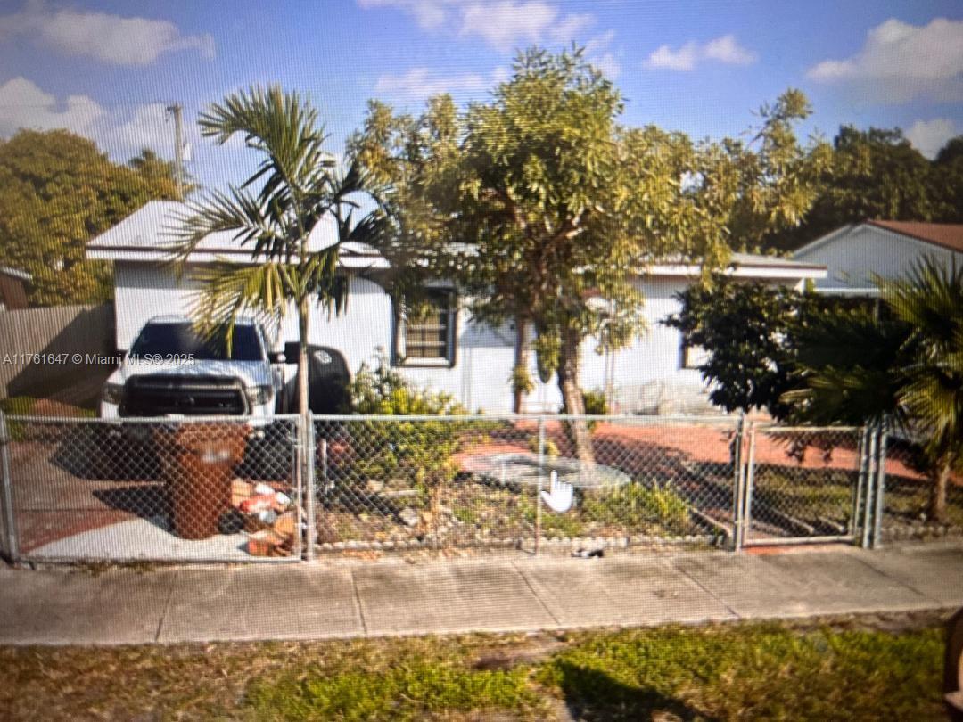 HIALEAH 13TH ADDN AMD PL - Residential