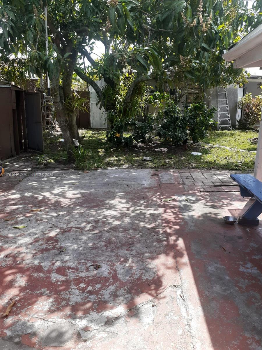 HIALEAH 13TH ADDN AMD PL - Residential