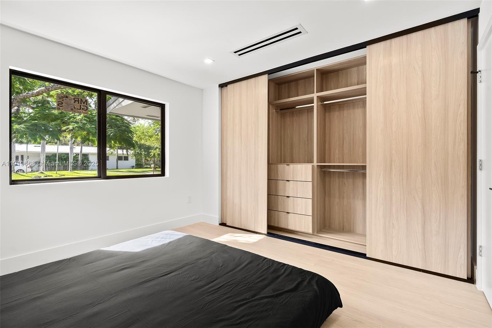 PARIS ESTS - Residential Lease