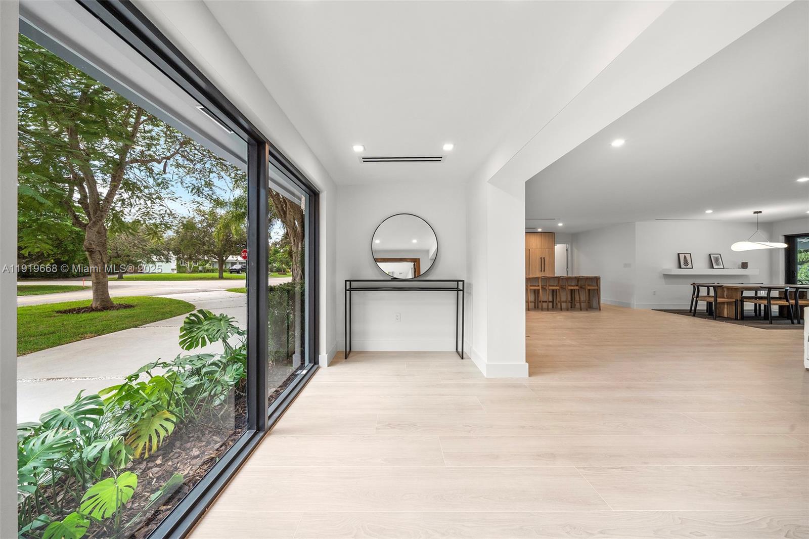 PARIS ESTS - Residential Lease