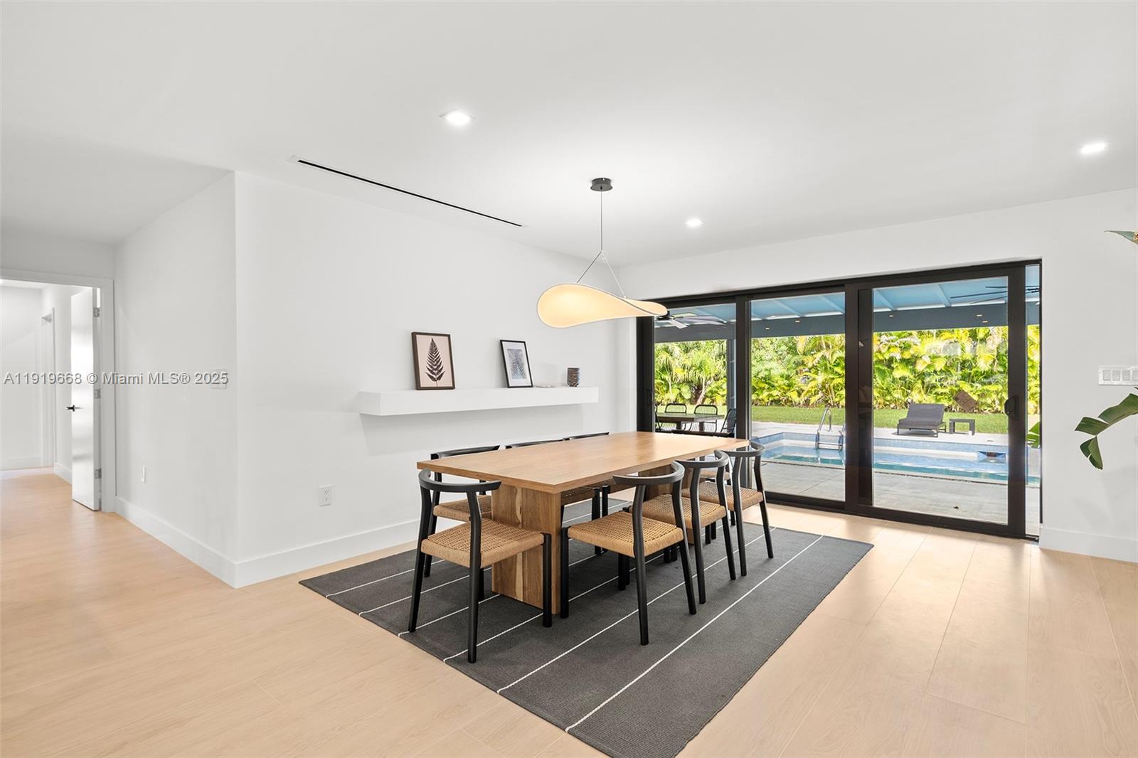 PARIS ESTS - Residential Lease