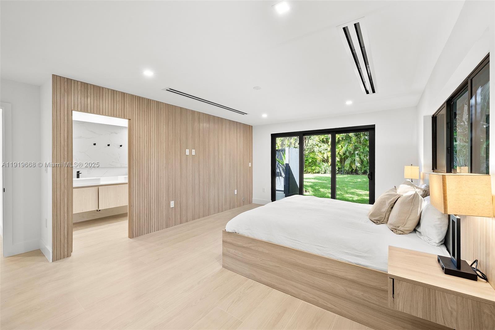 PARIS ESTS - Residential Lease