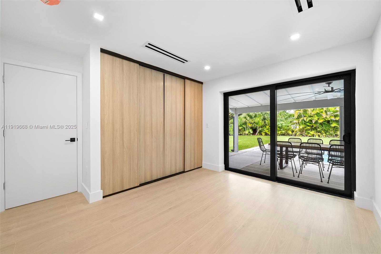 PARIS ESTS - Residential Lease