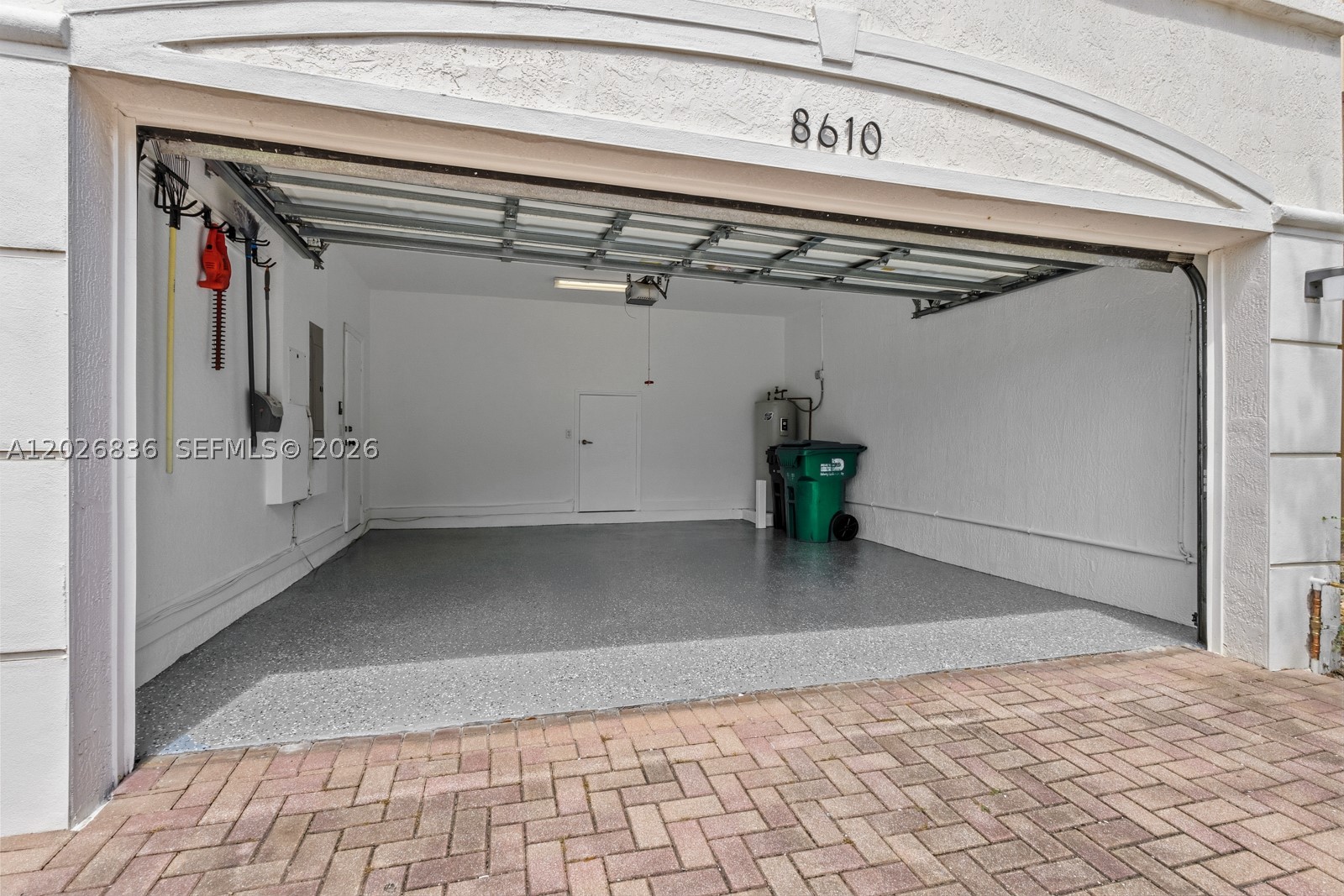 ISLANDS AT DORAL TOWNHOME - Residential