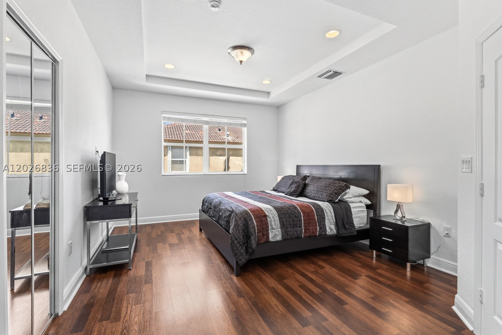 ISLANDS AT DORAL TOWNHOME - Residential
