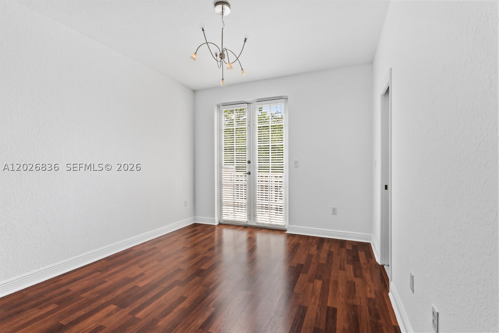 ISLANDS AT DORAL TOWNHOME - Residential