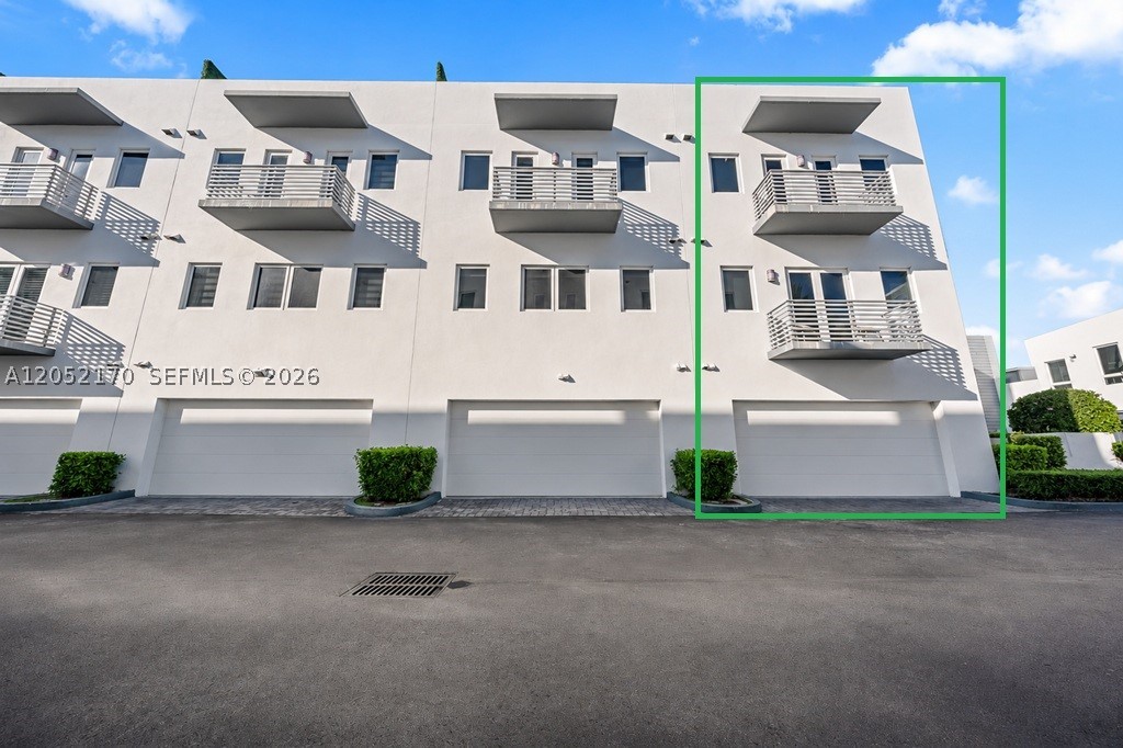 CONTEMPO TOWNHOMES - Residential