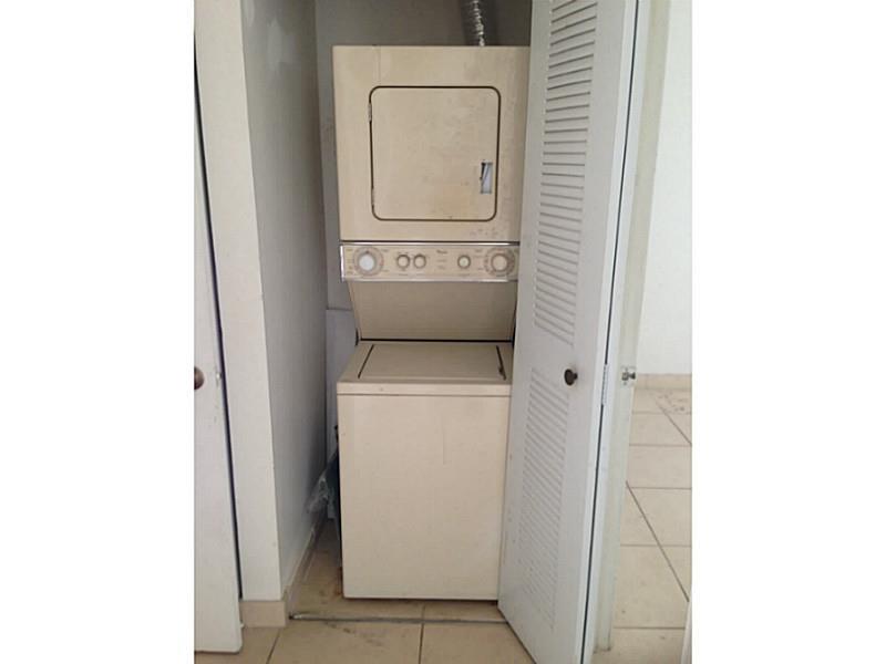LAKEWOOD AT EMERALD HILLS - Residential Lease