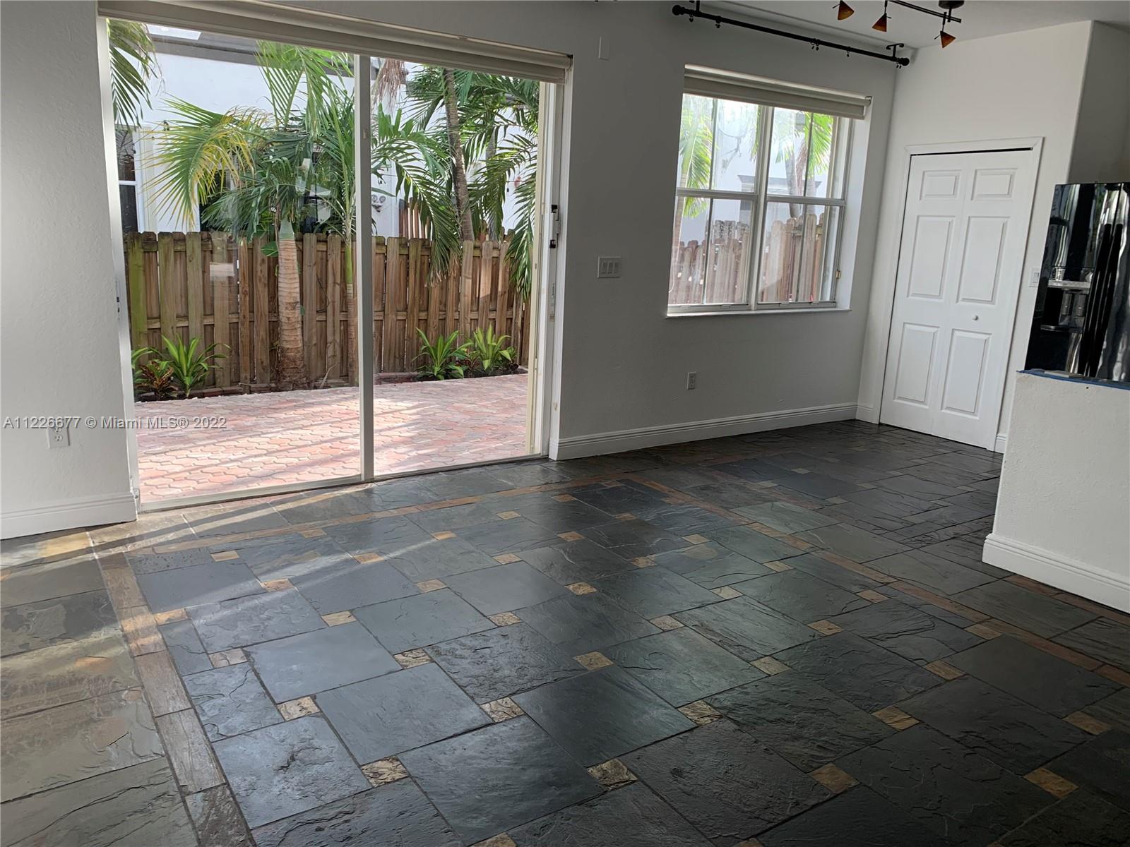 Doral Isle North Sec 02 - Residential Lease