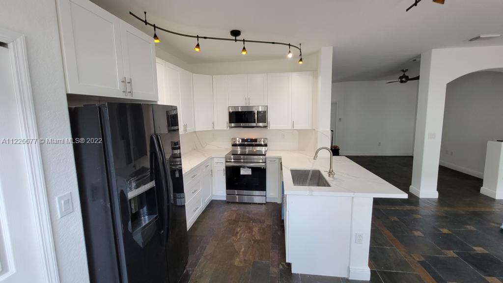 Doral Isle North Sec 02 - Residential Lease