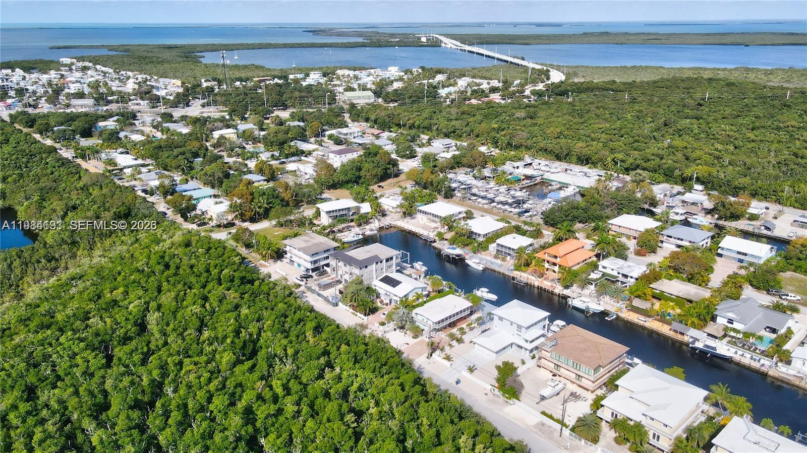 OCEAN ISLE ESTATE - Residential