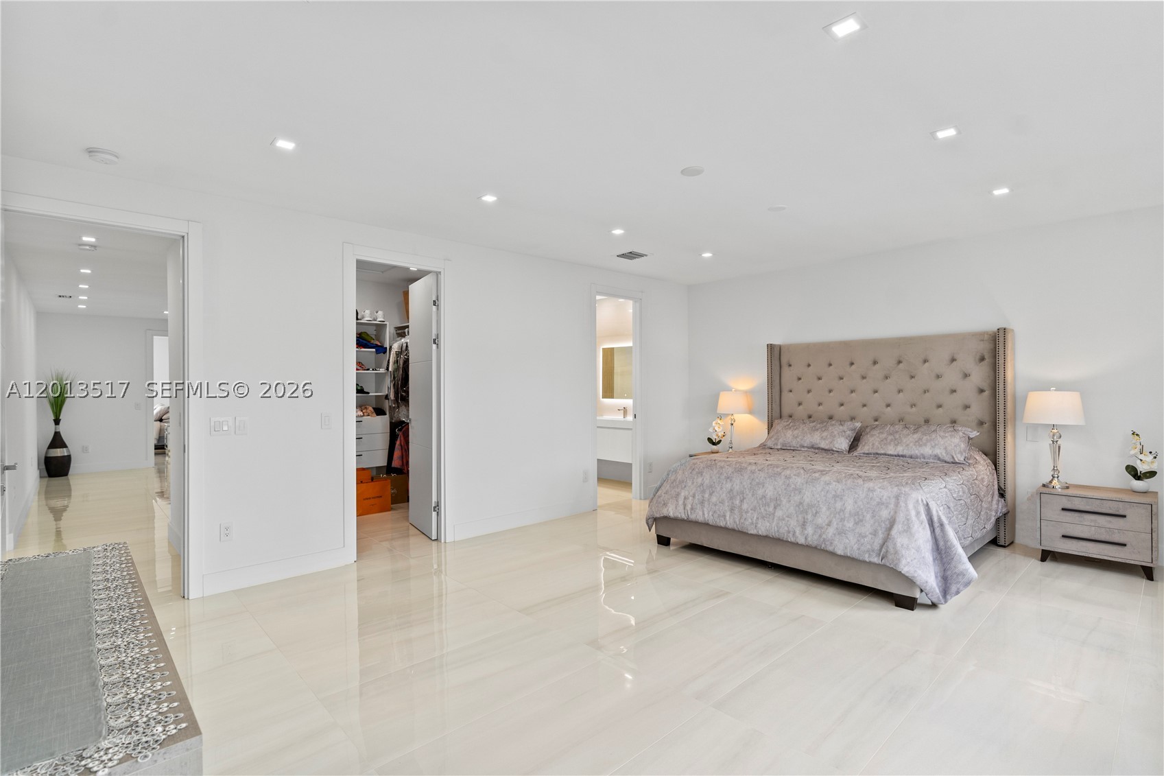 AVENTURA LAKES - PHASE II - Residential