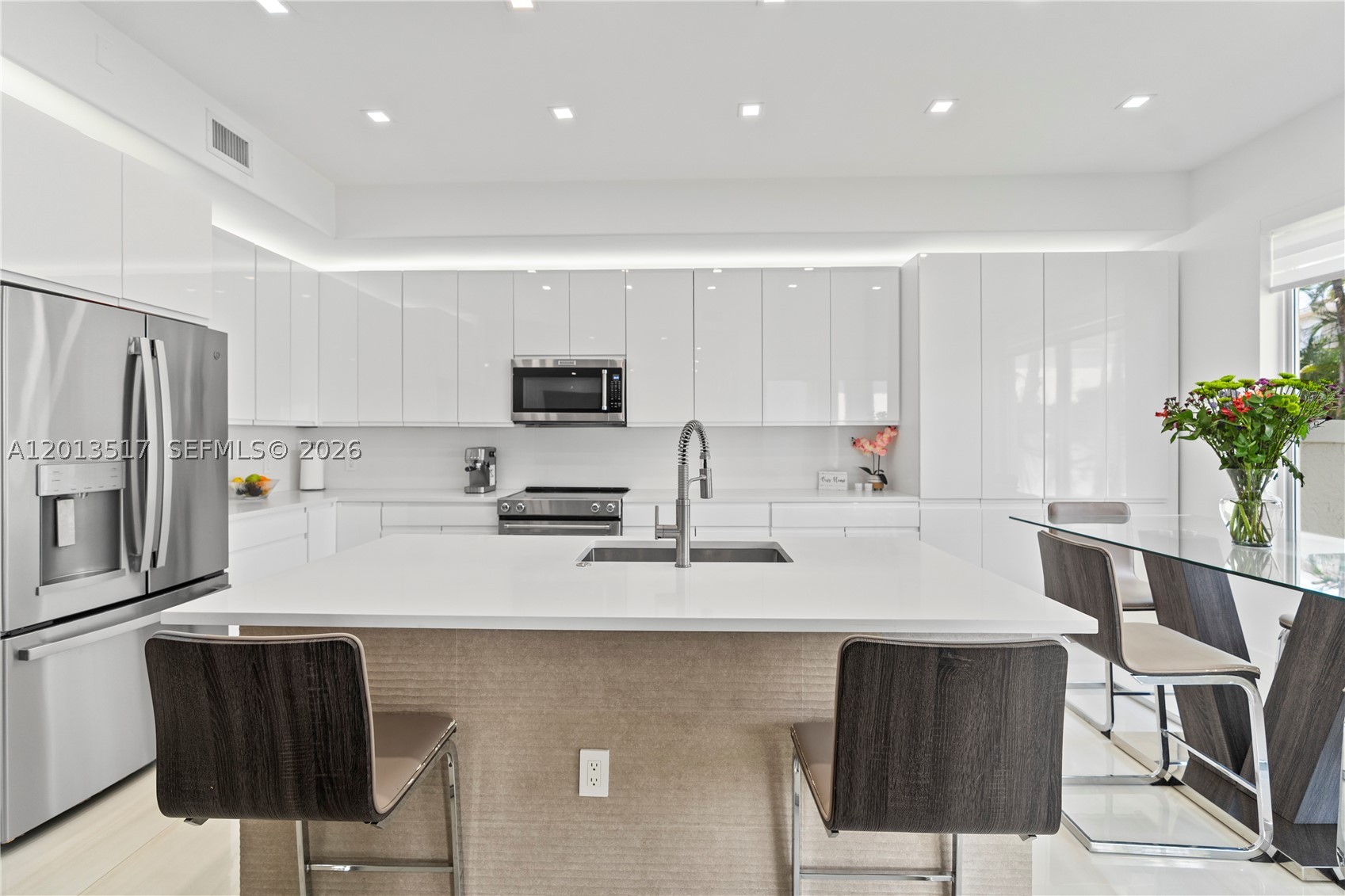 AVENTURA LAKES - PHASE II - Residential