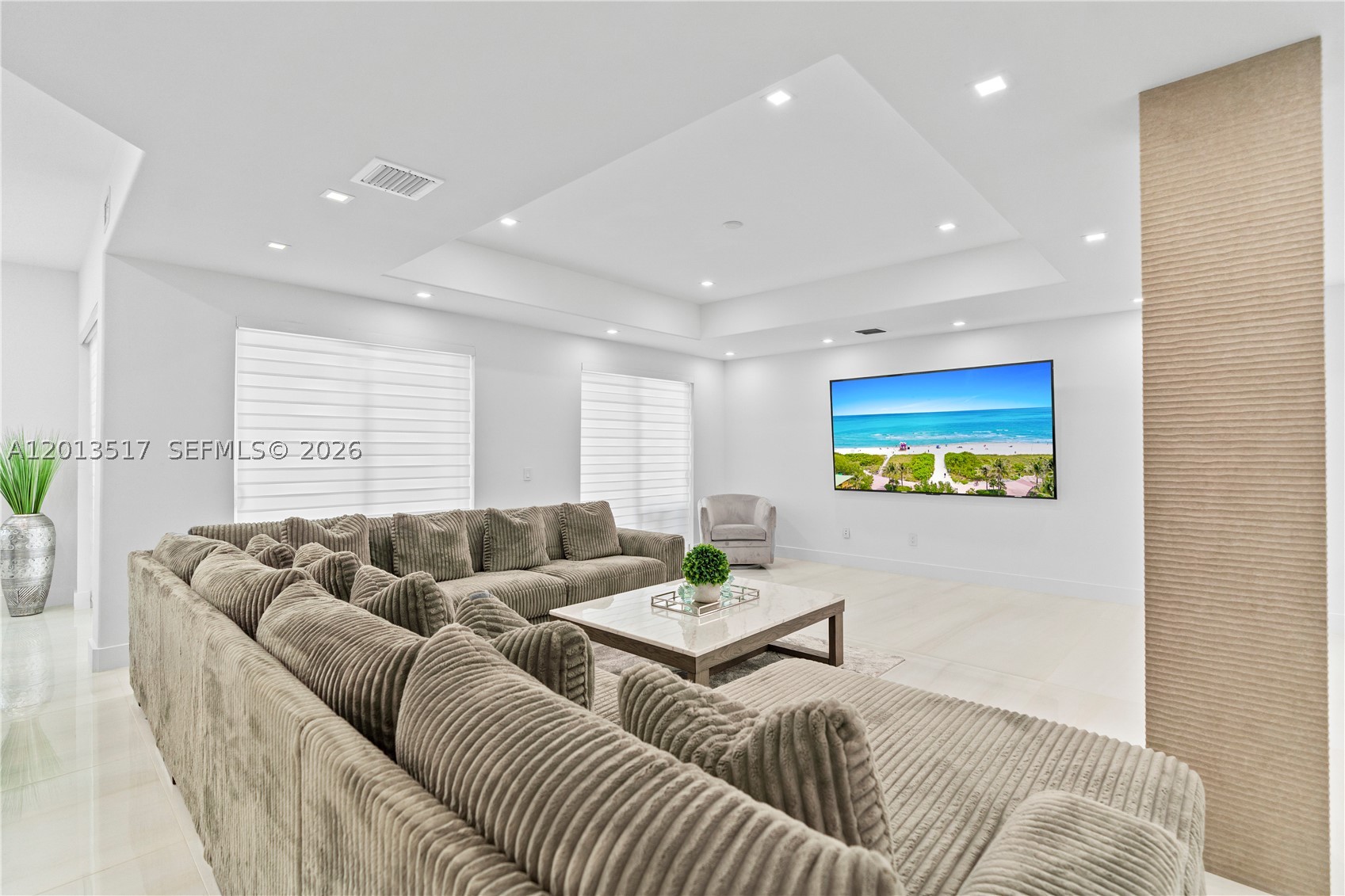 AVENTURA LAKES - PHASE II - Residential