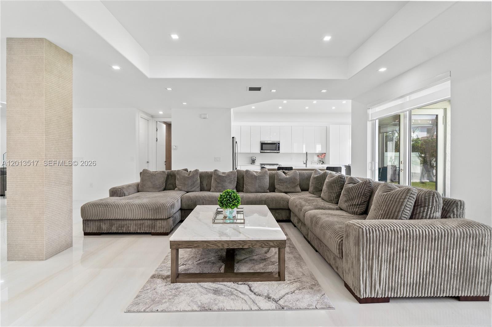 AVENTURA LAKES - PHASE II - Residential