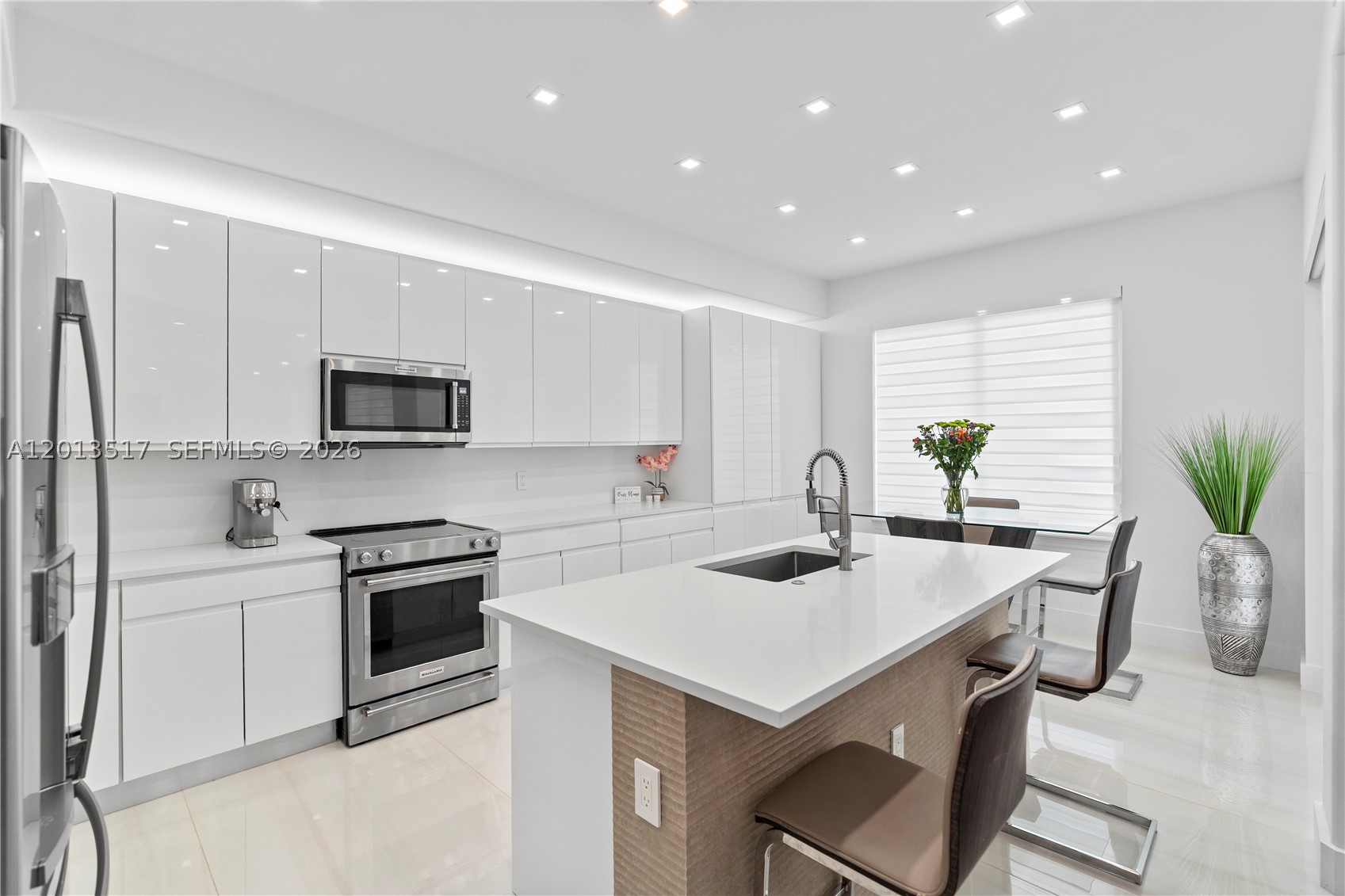 AVENTURA LAKES - PHASE II - Residential
