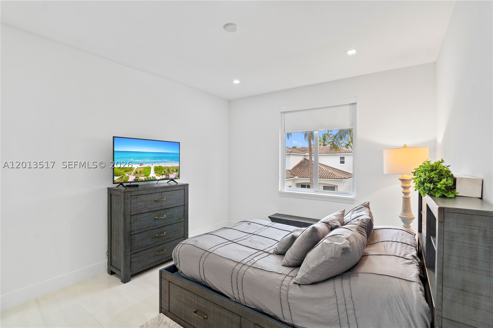 AVENTURA LAKES - PHASE II - Residential