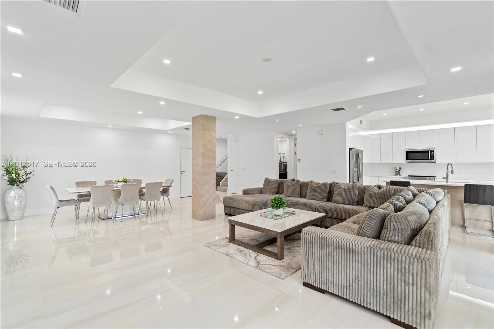 AVENTURA LAKES - PHASE II - Residential