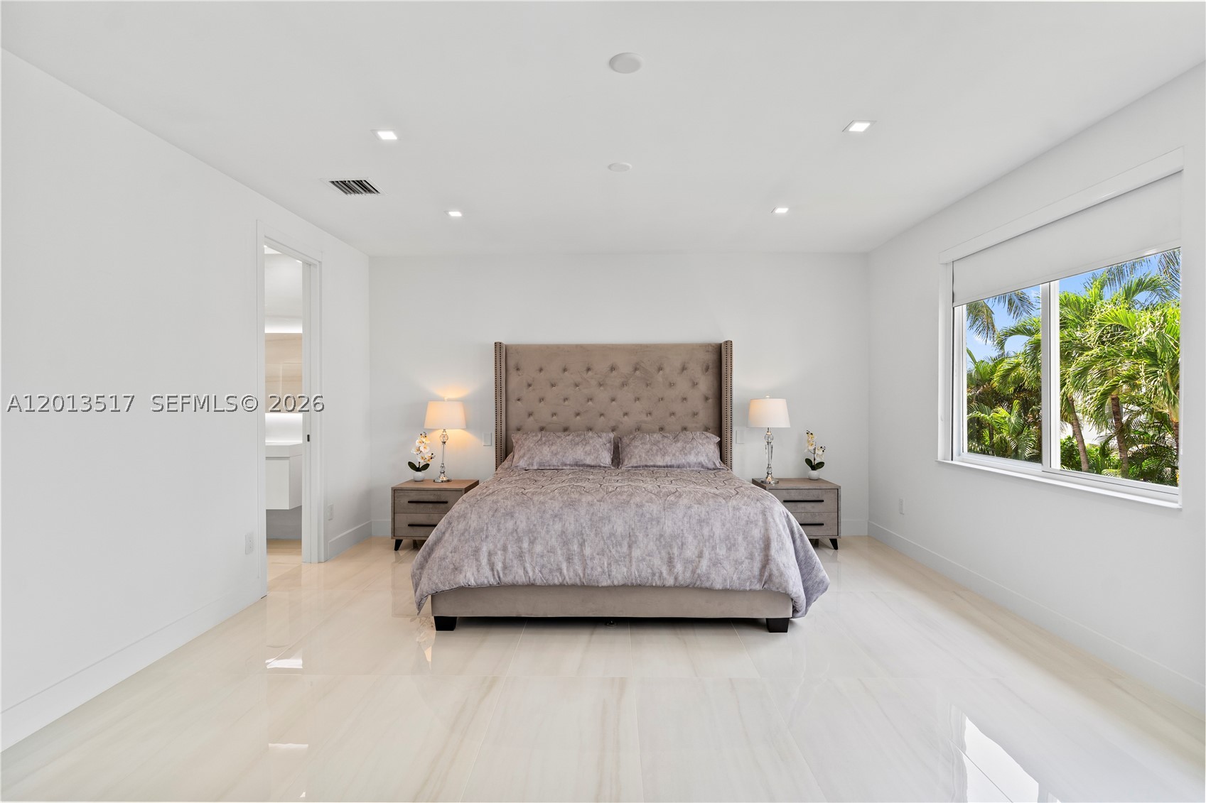 AVENTURA LAKES - PHASE II - Residential