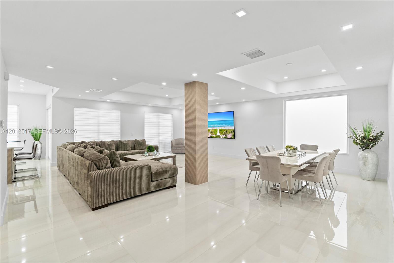 AVENTURA LAKES - PHASE II - Residential