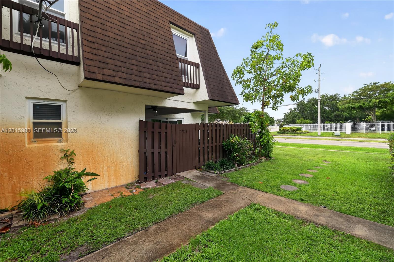 LAUDERDALE NORTH PARK SEC - Residential