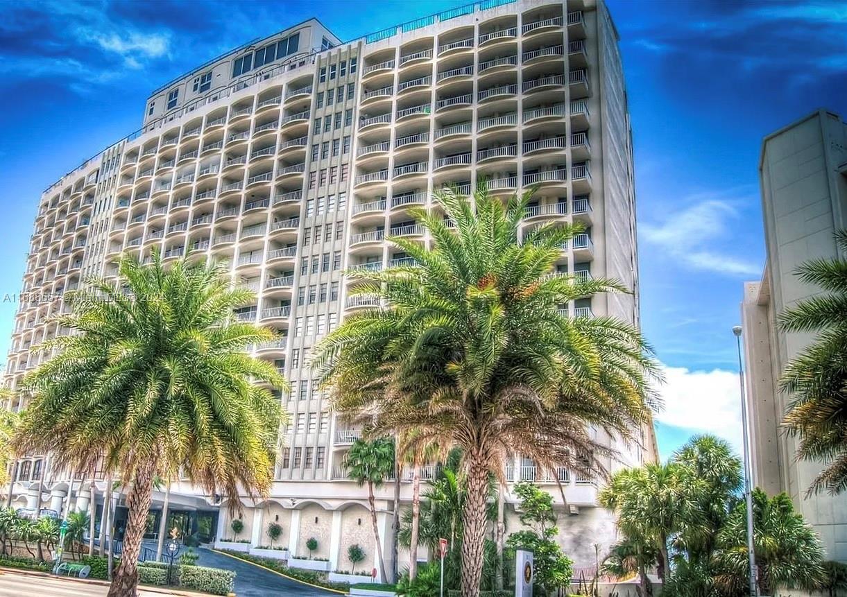 Location !!  2-bedroom, 2-bath unit on the 4th floor in a luxury oceanfront building on Millionaire’s Row. Enjoy stunning views of the ocean, pool, and garden. 
Building amenities include private beach access, pool, tennis courts, racquetball courts, jacuzzi, restaurant, oceanfront gym, hair salon, valet service, and assigned parking.