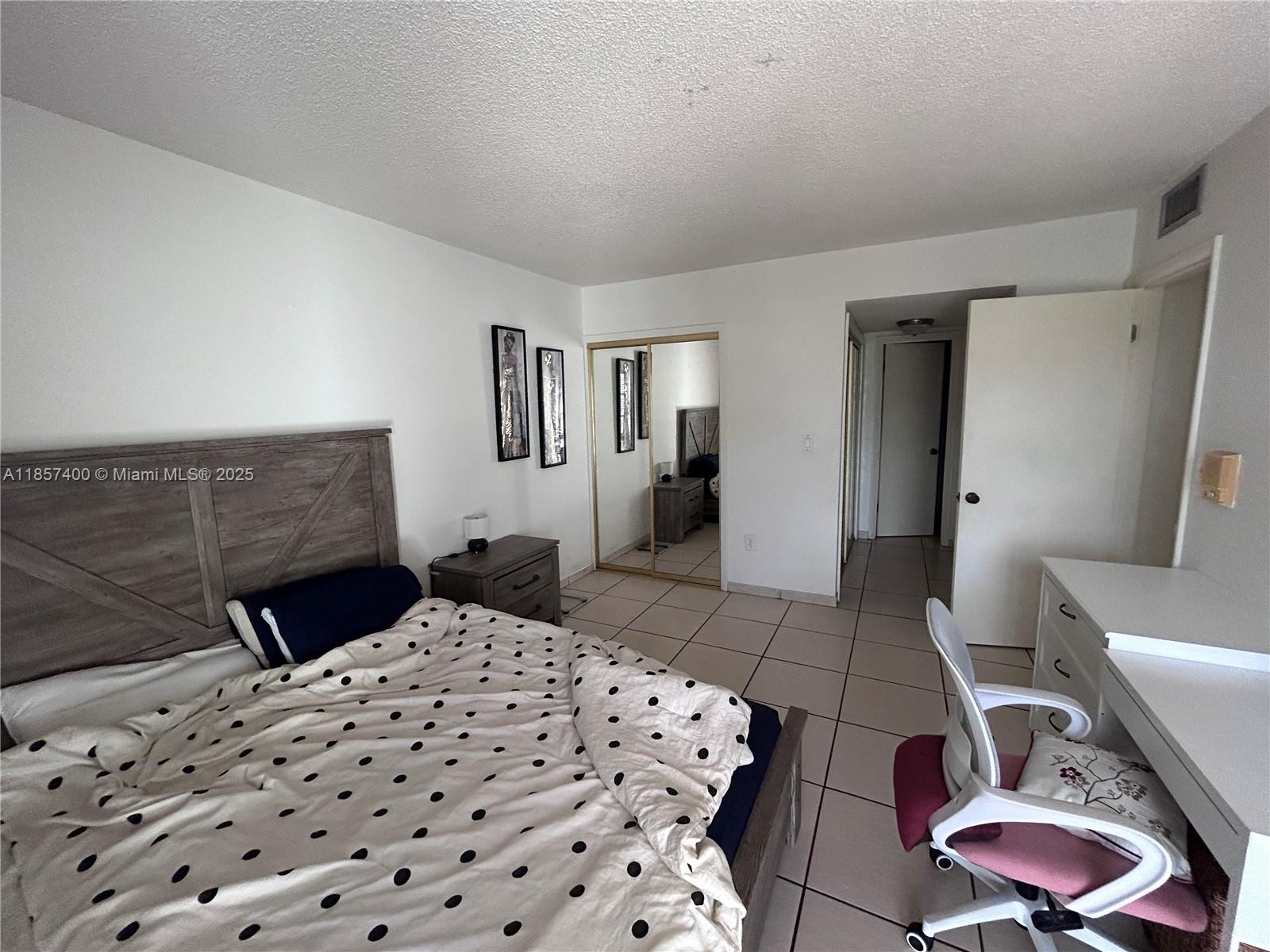 RACQUET CLUB OF KENDALE L - Residential