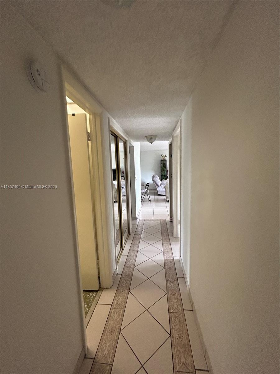 RACQUET CLUB OF KENDALE L - Residential