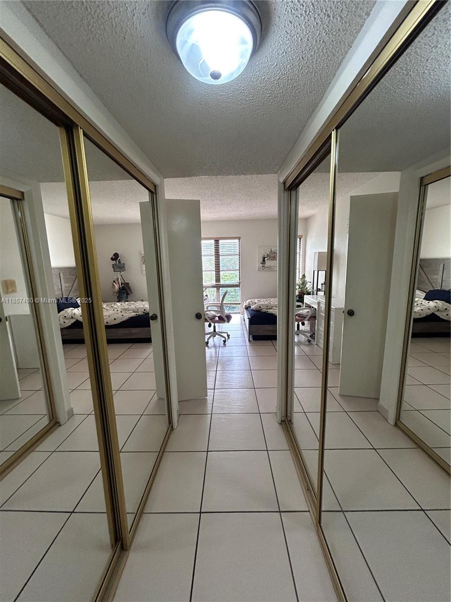 RACQUET CLUB OF KENDALE L - Residential
