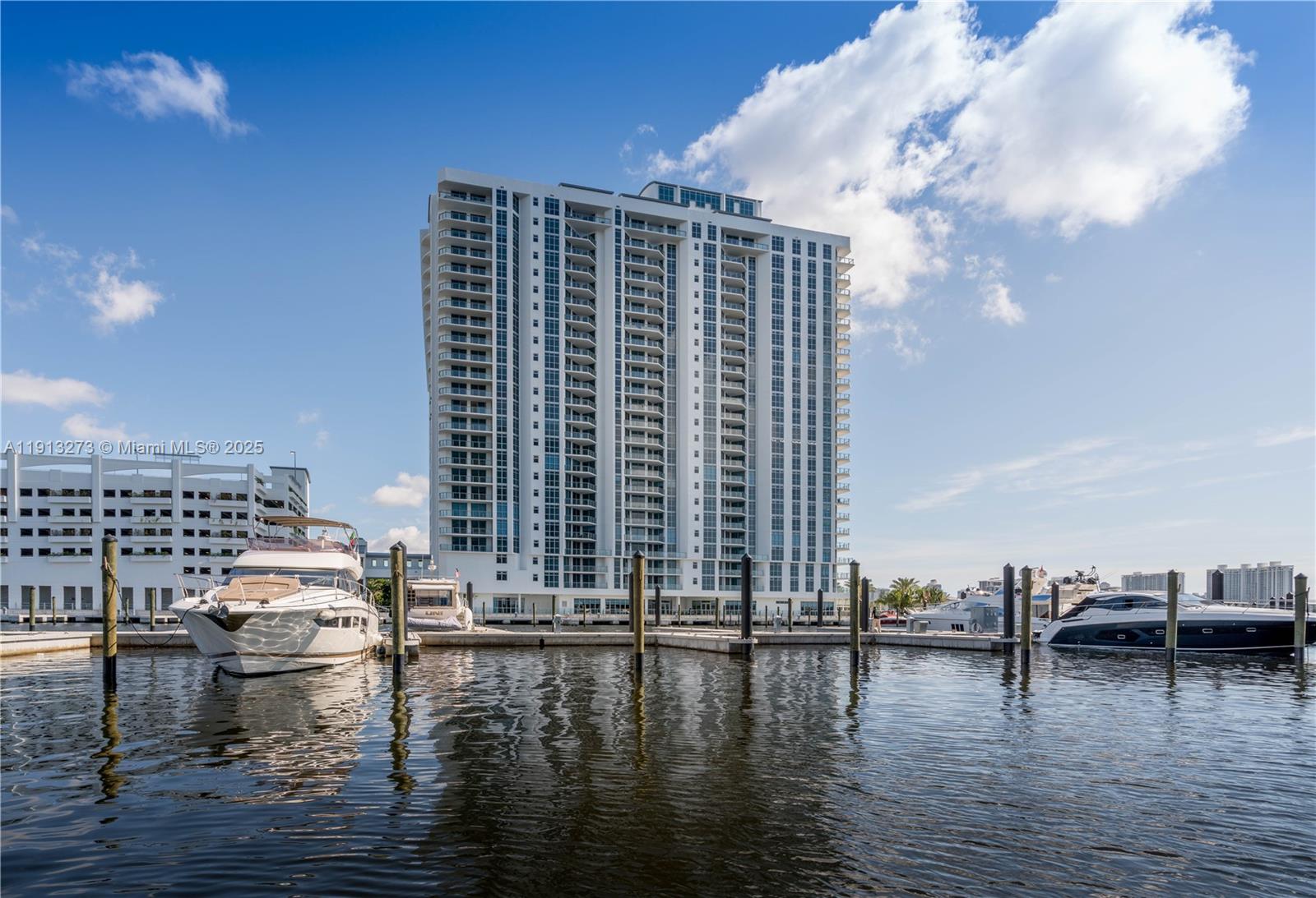 MARINA PALMS RESIDENCES N - Residential