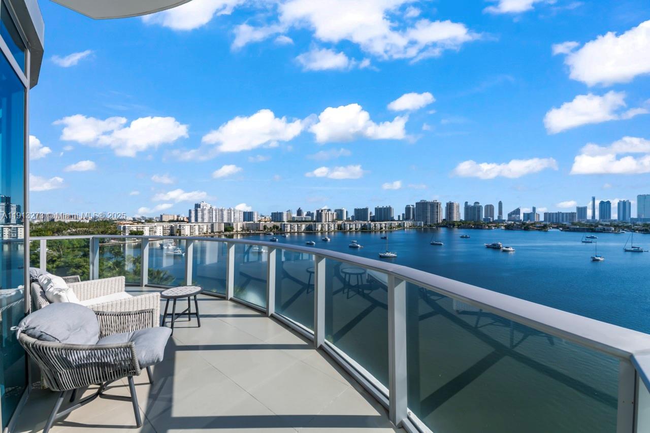 MARINA PALMS RESIDENCES N - Residential