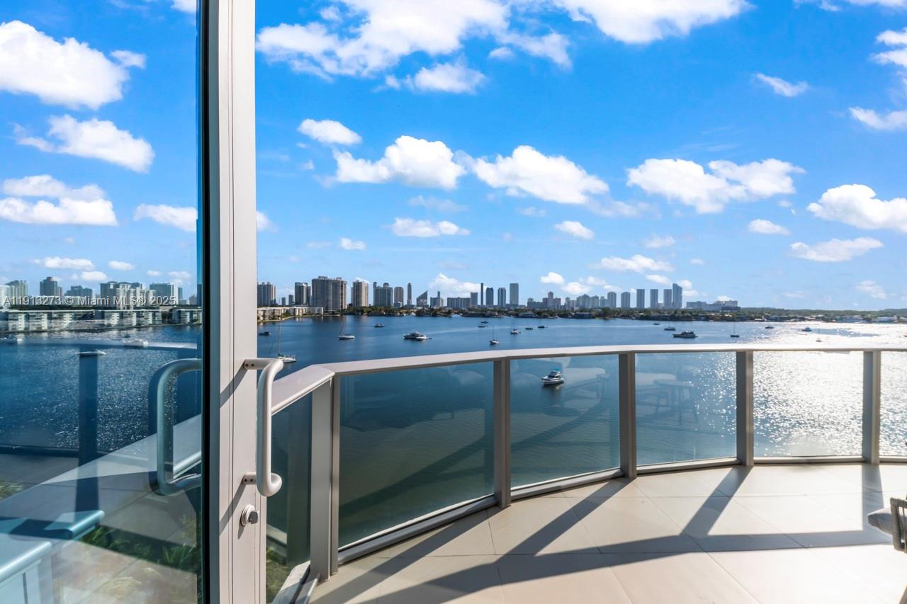 MARINA PALMS RESIDENCES N - Residential