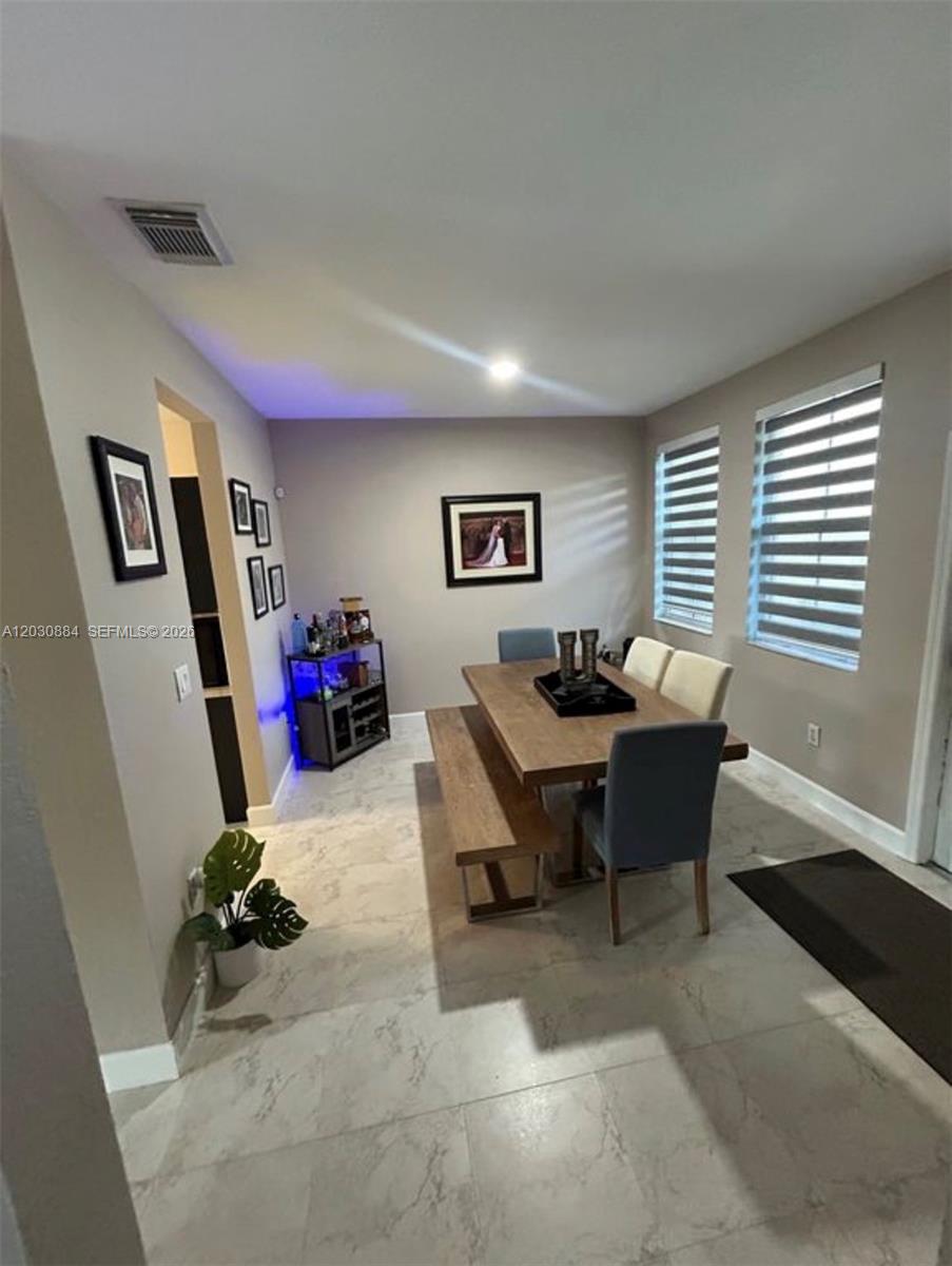 AB AT TAMIAMI TRAIL PHASE - Residential