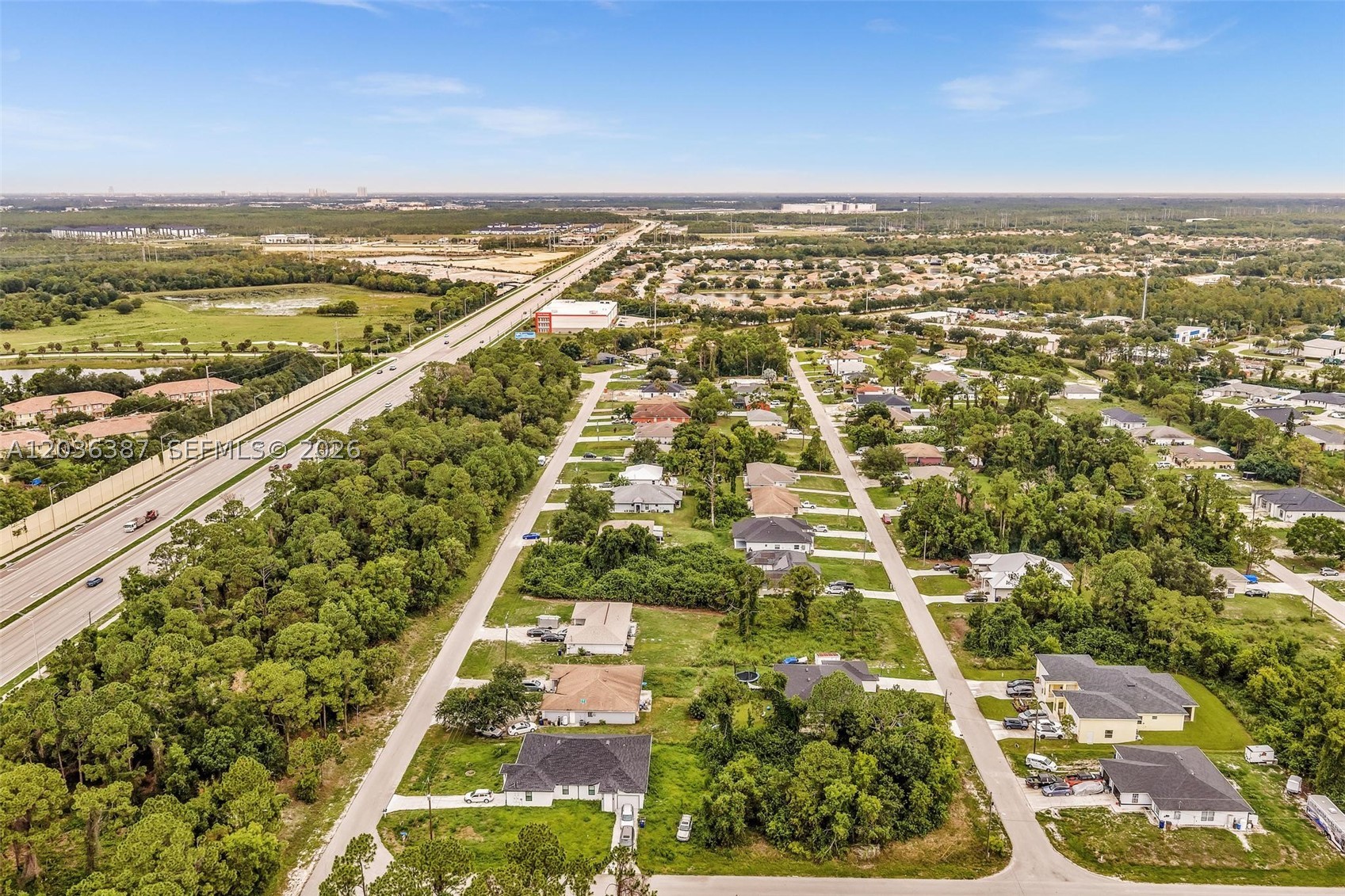 LEHIGH ESTATES - Residential Income