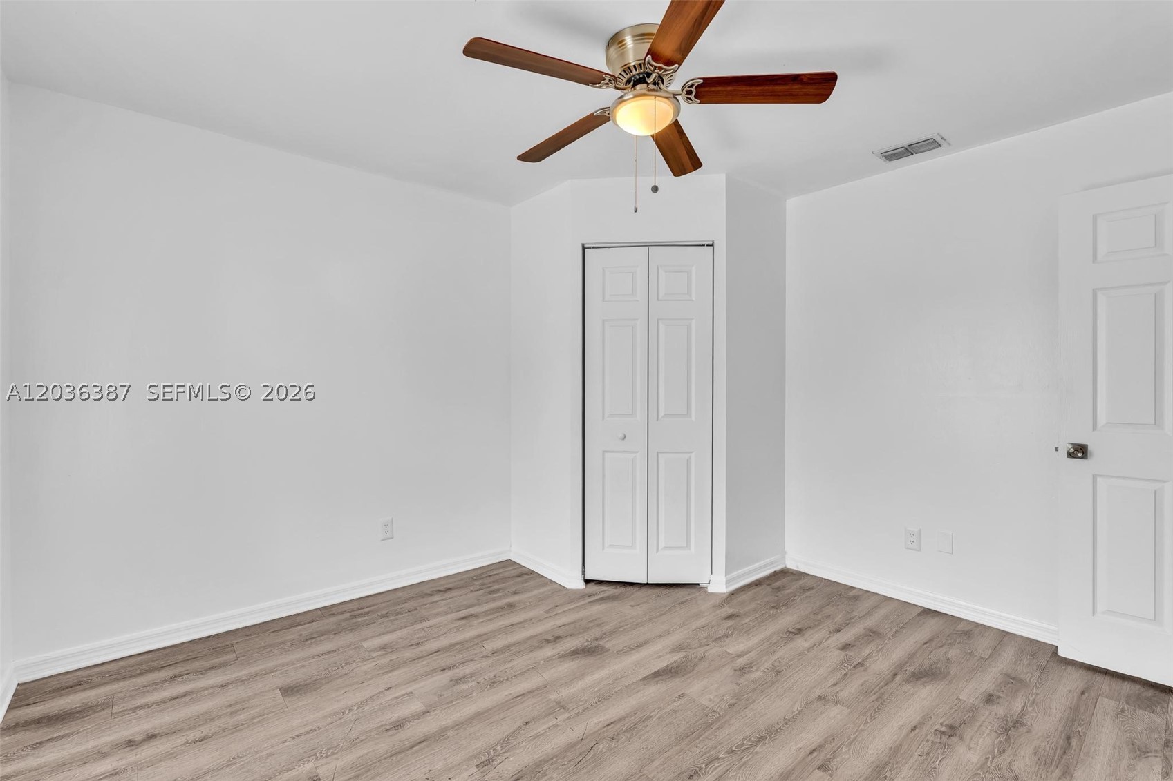LEHIGH ESTATES - Residential Income